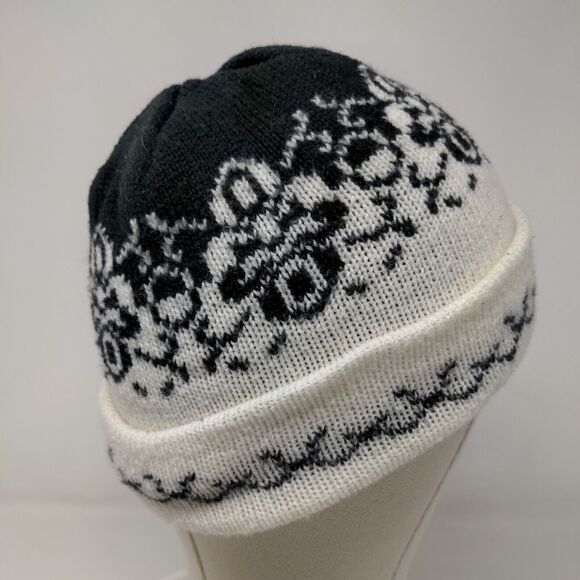 English Village Women's Knit Beanie Hat Cap Black White Fair Isle Acrylic - Picture 5 of 10